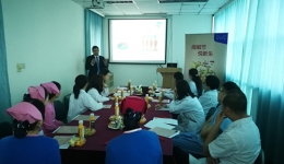 西班牙巴塞罗那Dexeus大学Nikolaos P. Polyzos教授莅临我中心交流指导